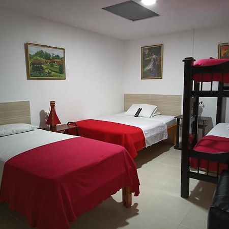 Hotel Mirador Plaza เปเรย์รา ภายนอก รูปภาพ