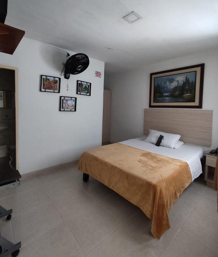 Hotel Mirador Plaza เปเรย์รา ภายนอก รูปภาพ